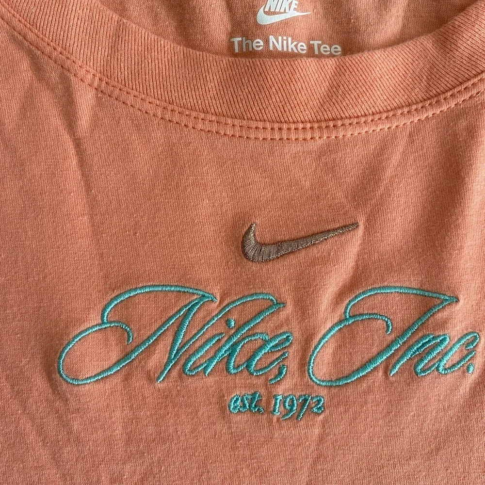Nike woman Coral T-Shirt xL